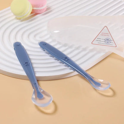 Set 2 Cucchiaini Svezzamento Neonato in Silicone Morbido – Posate Prima Pappa con Manico Antiscivolo