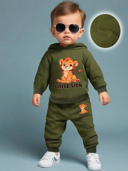 Completo Bimbo Autunno Inverno 2 Pezzi – Felpa con Cappuccio e Pantaloni Little Lion