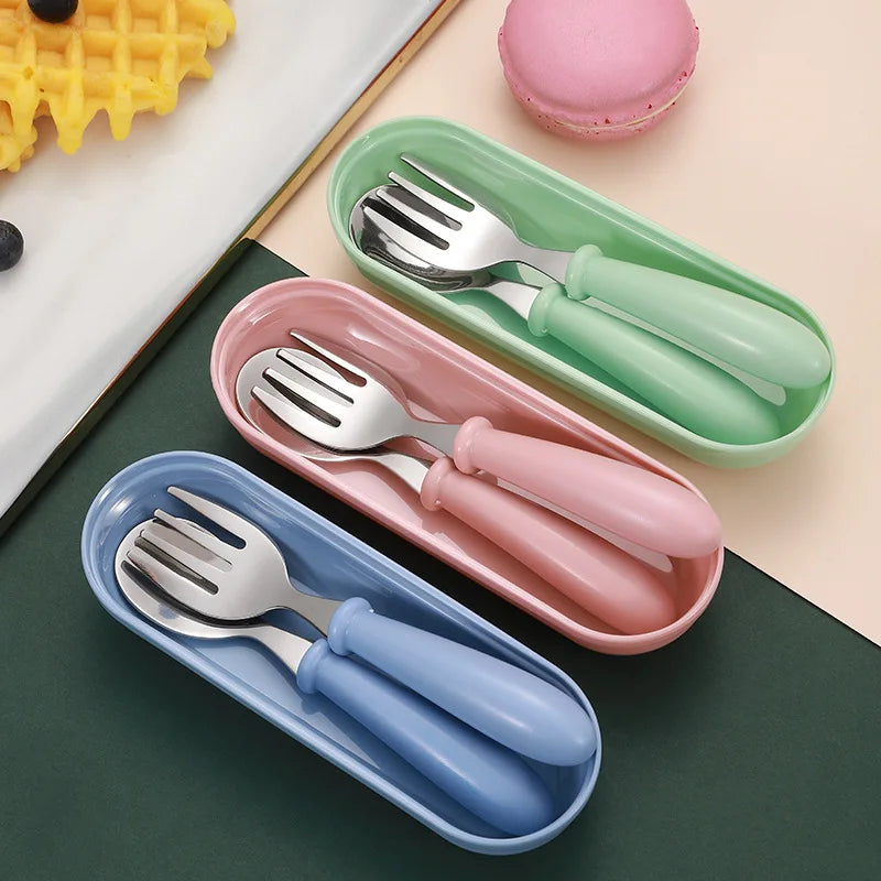 Set Posate Bambino in Acciaio Inox con Custodia – Cucchiaio e Forchetta 2+ Anni