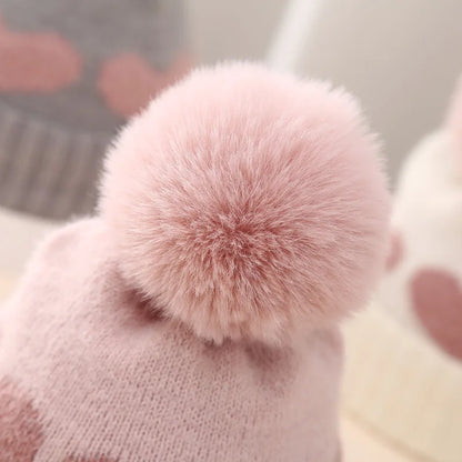 Cappello Invernale Neonata in Maglia – Berretto Elasticizzato con Pompon e Risvolto