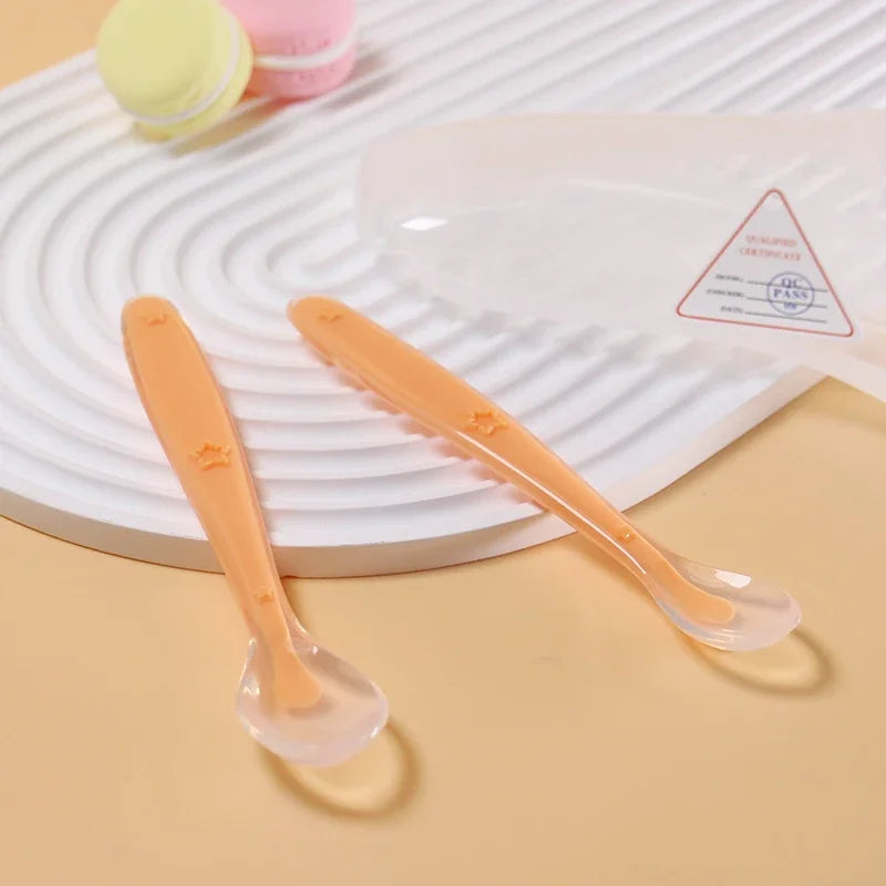Set 2 Cucchiaini Svezzamento Neonato in Silicone Morbido – Posate Prima Pappa con Manico Antiscivolo