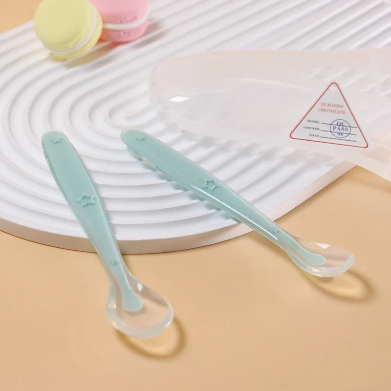 Set 2 Cucchiaini Svezzamento Neonato in Silicone Morbido – Posate Prima Pappa con Manico Antiscivolo