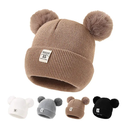 Cappello Invernale Lavorato a Maglia con Doppi Pompon per Neonati e Bambini | Caldo, Morbido e Unisex (6-24 Mesi)