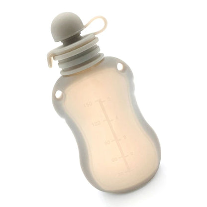 Biberon e Contenitore Multifunzione in Silicone 150 ml – Latte, Pappe e Frullati