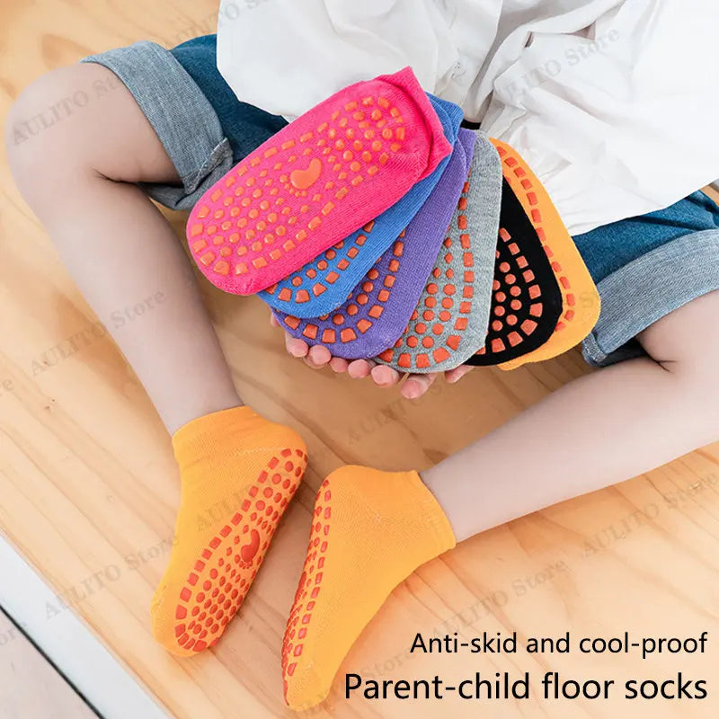 Calzini Antiscivolo per Bambini in Cotone Traspirante | Ideali per Casa, Asilo e Outdoor