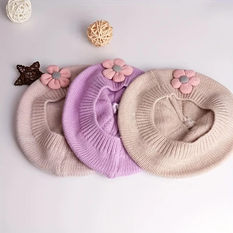 Berretto Basco Bimba in Maglia con Fiore – Autunno Inverno