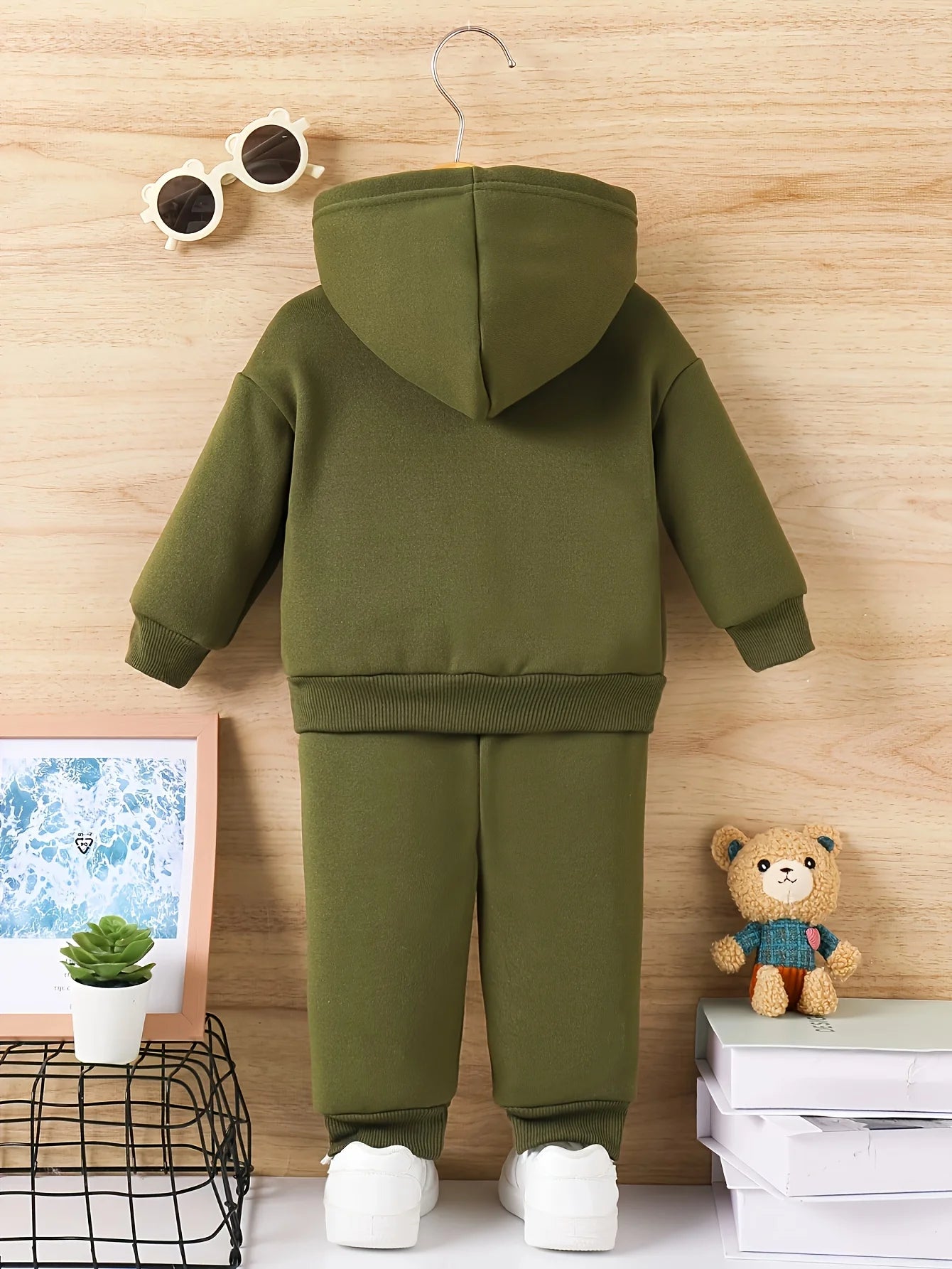 Completo Bimbo Autunno Inverno 2 Pezzi – Felpa con Cappuccio e Pantaloni Little Lion