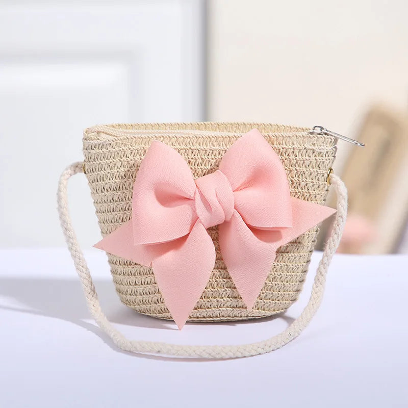 Borsetta Bambina a Tracolla in Paglia con Maxi Fiocco – Mini Borsa con Zip 14 × 12 cm