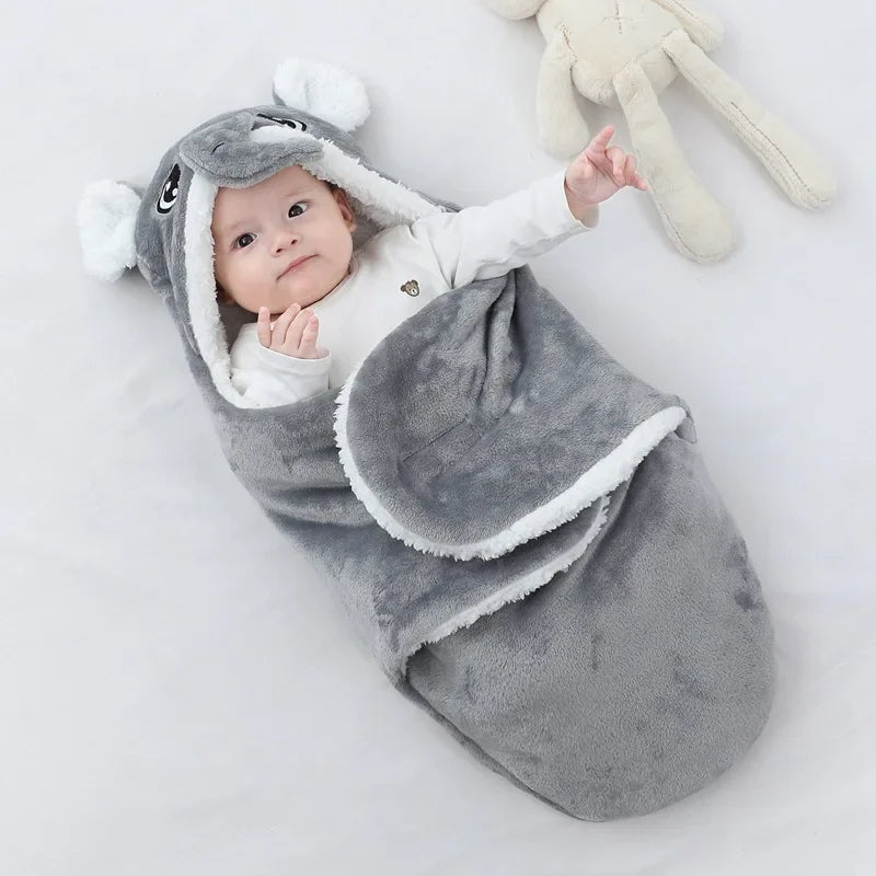 Copertina Avvolgente Neonato con Cappuccio e Chiusura a Strappo – Coperta Imbottita 3-6 Mesi