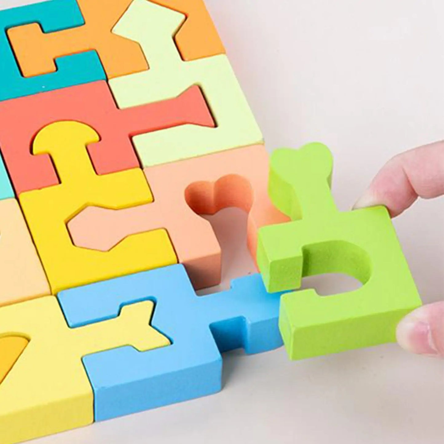 Puzzle Geometrico in Legno 16 Pezzi – Gioco di Logica e Abbinamento delle Forme