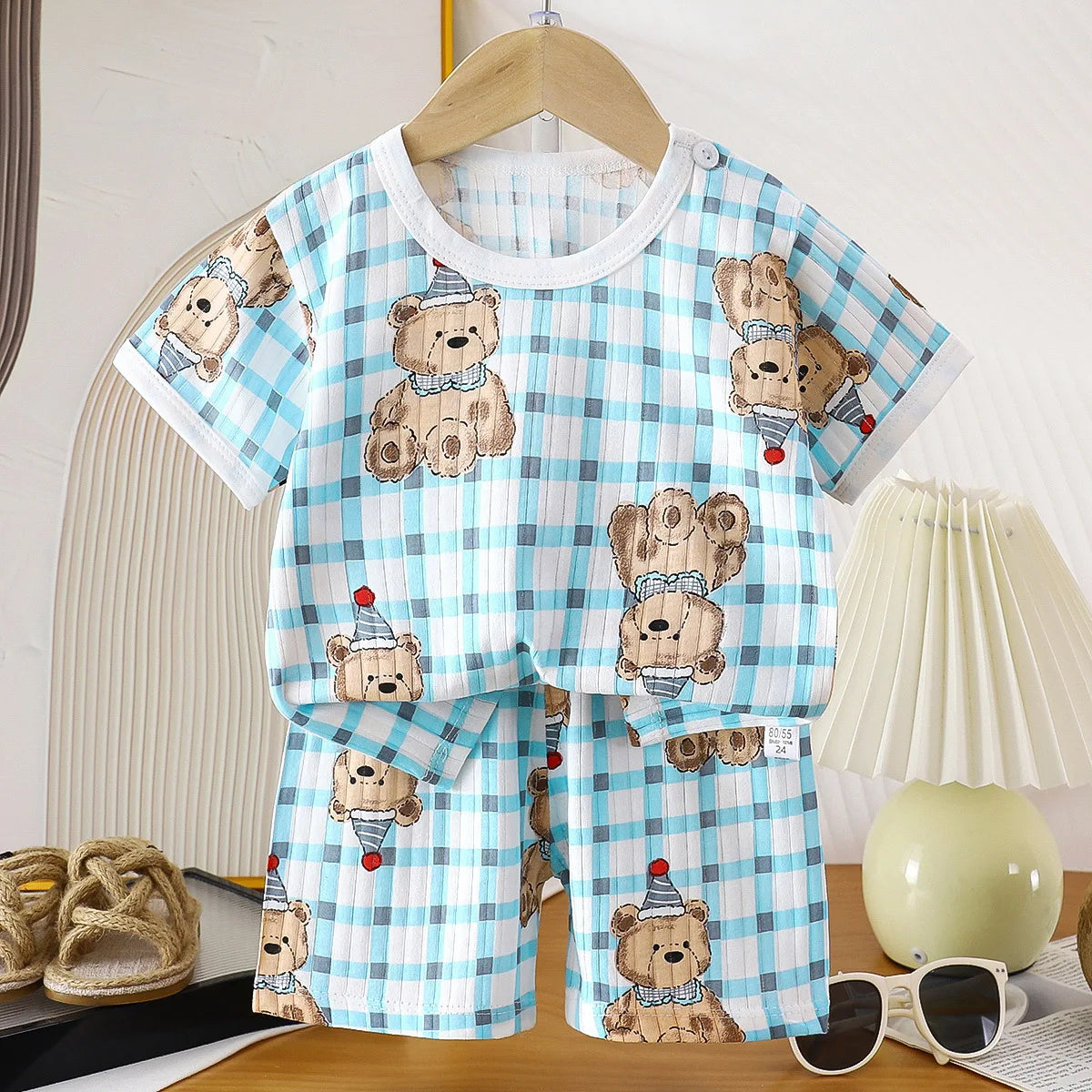 Pigiama Bambino Leggero 2 Pezzi con T-Shirt e Pantaloncini Fantasia