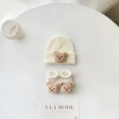 Set Neonato Cappellino e Calzini in Maglia – Completo 2 Pezzi con Animaletti 3D Morbidi 0-12 Mesi
