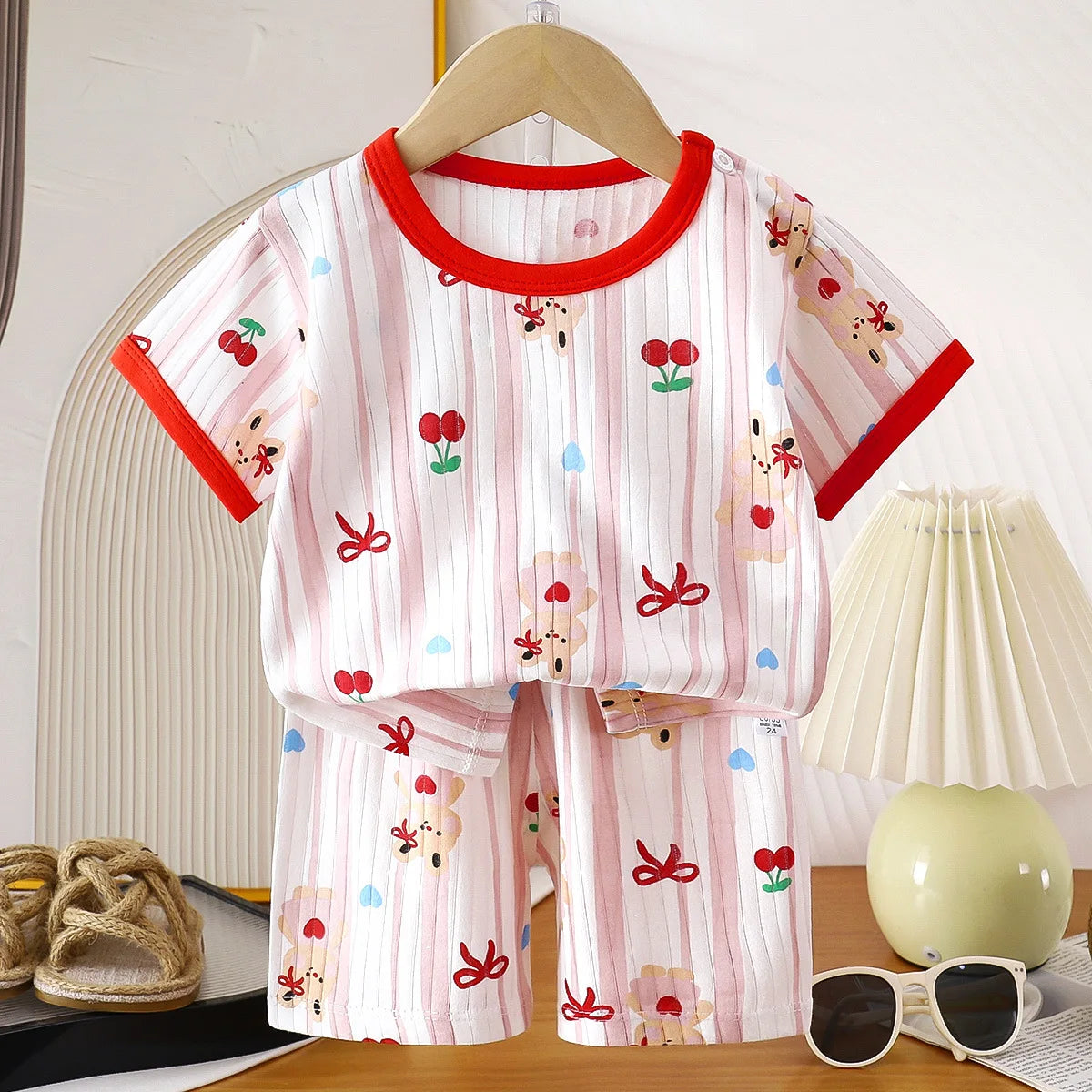 Pigiama Bambino Leggero 2 Pezzi con T-Shirt e Pantaloncini Fantasia