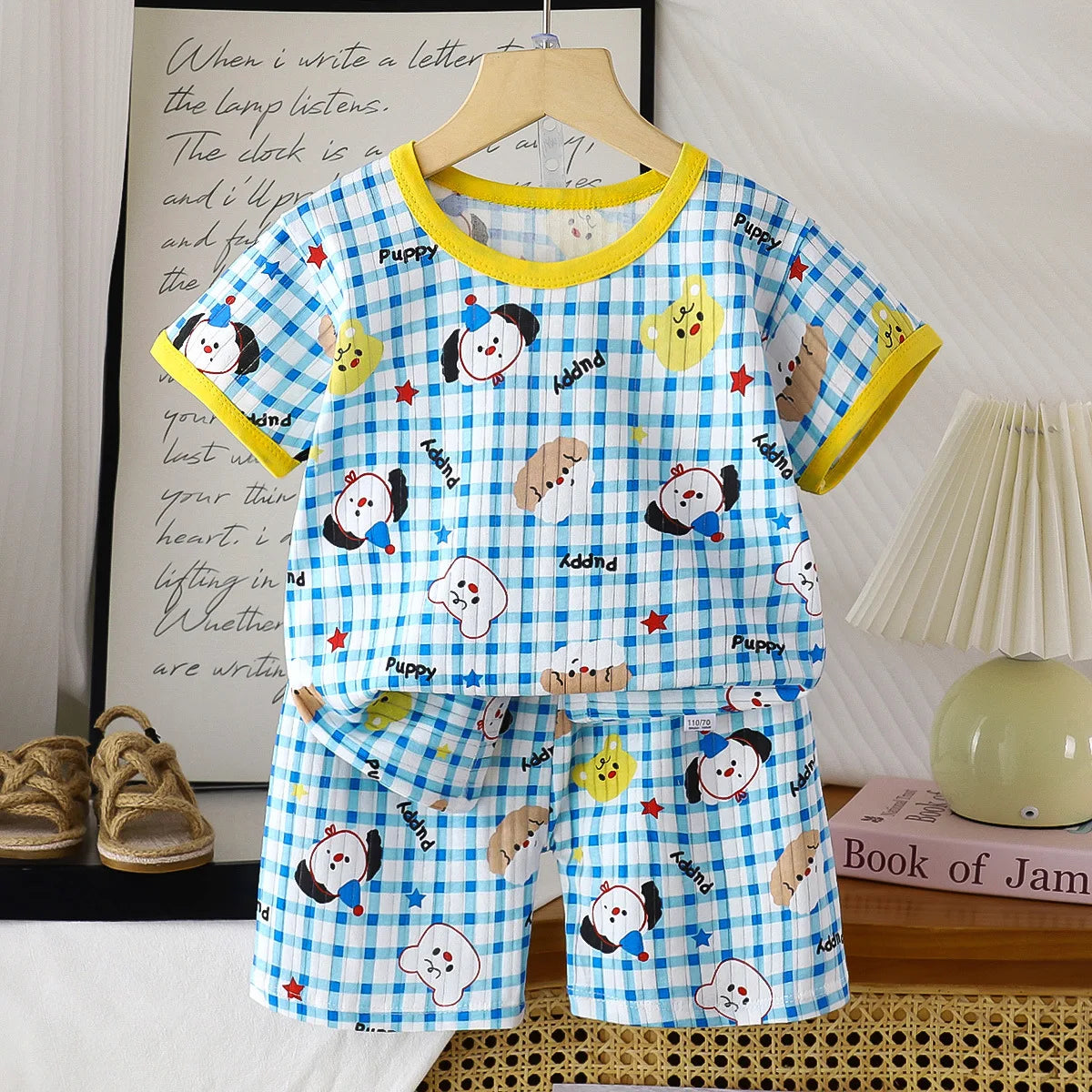 Pigiama Bambino Leggero 2 Pezzi con T-Shirt e Pantaloncini Fantasia