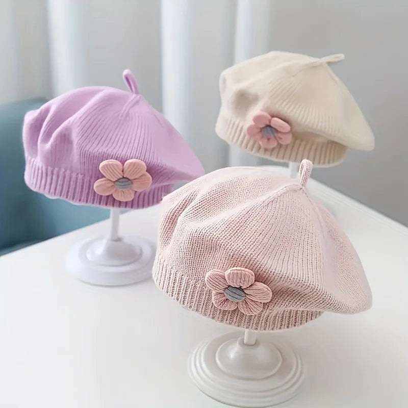 Berretto Basco Bimba in Maglia con Fiore – Autunno Inverno