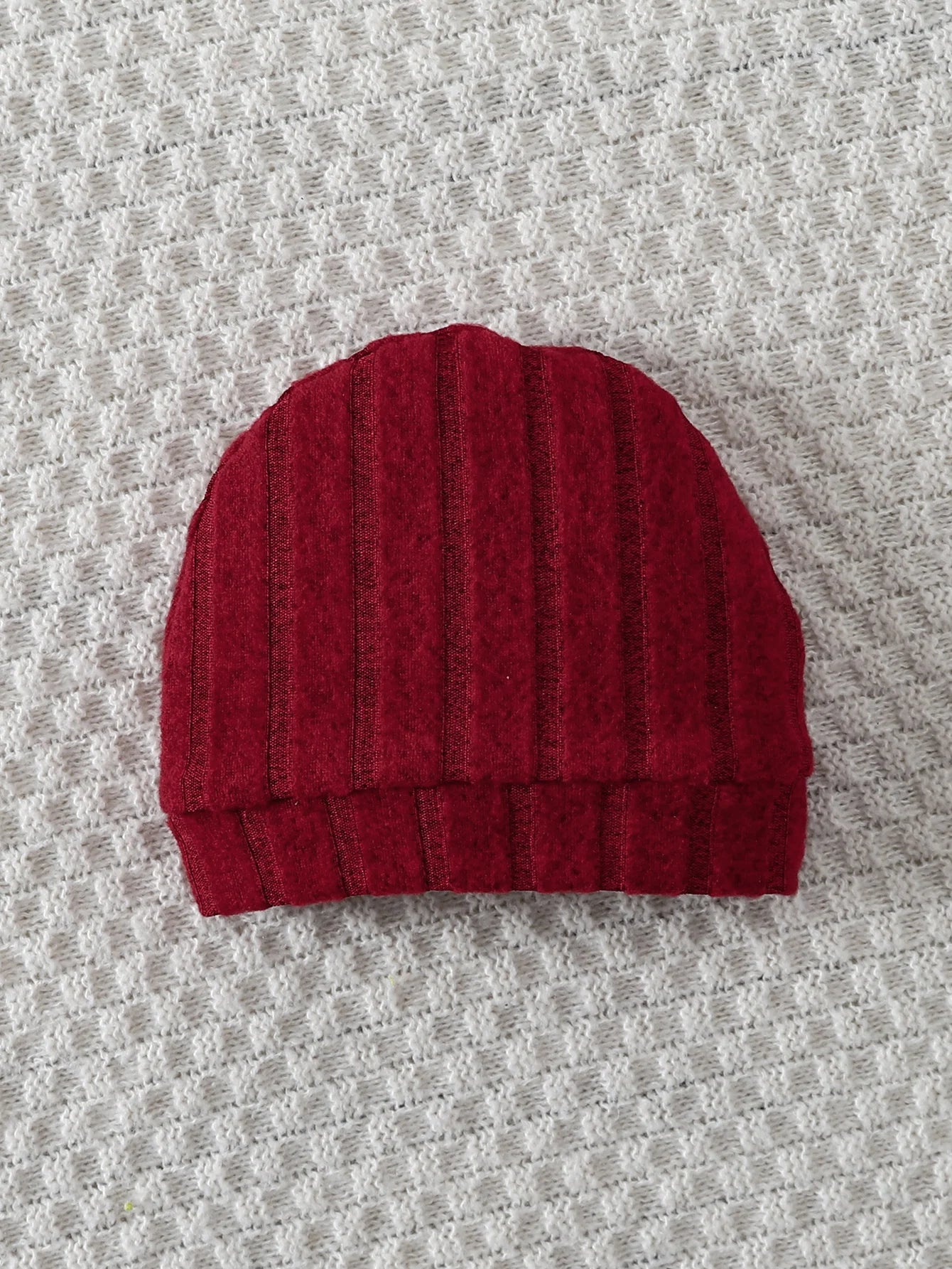 Tutina in Maglia per Neonati Autunno/Inverno con Cappellino Coordinato e Bottoni Frontali