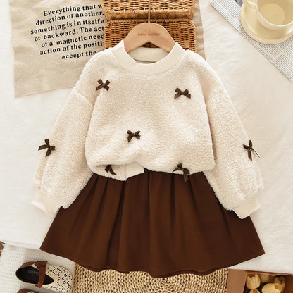 Completo Elegante Bambina Autunno/Inverno con Maglia Teddy e Gonna Plissettata (2 Pezzi) | 3-6 Anni